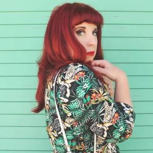 Meet your Posher, Christie